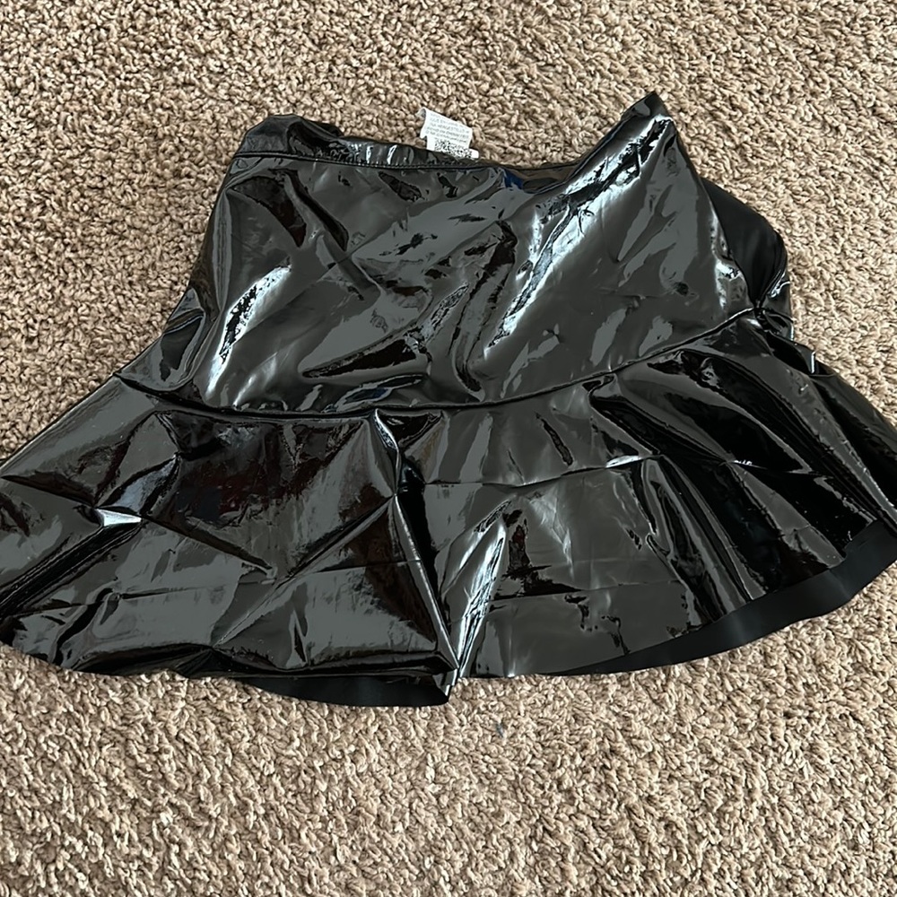 Shiny mini skirt